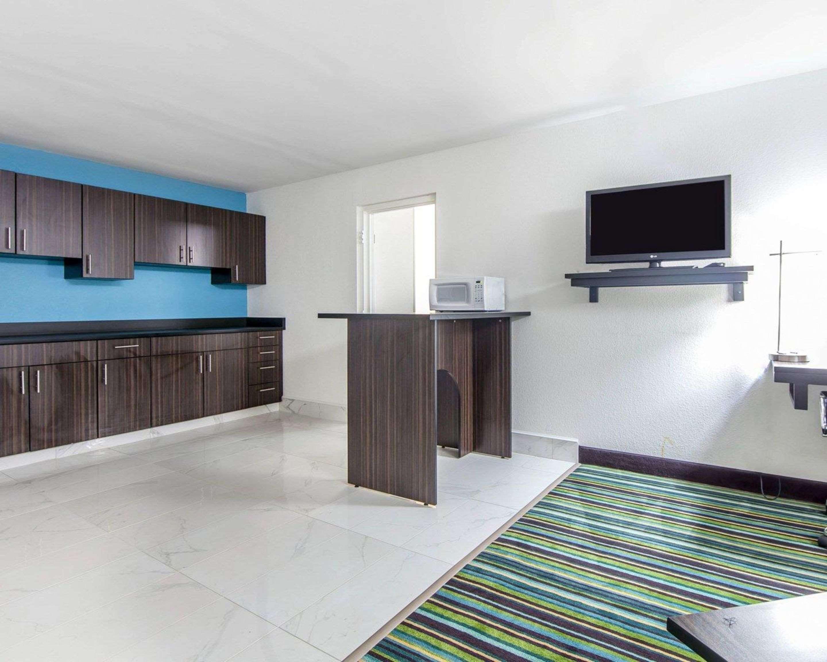 Quality Inn & Suites Jasper Εξωτερικό φωτογραφία