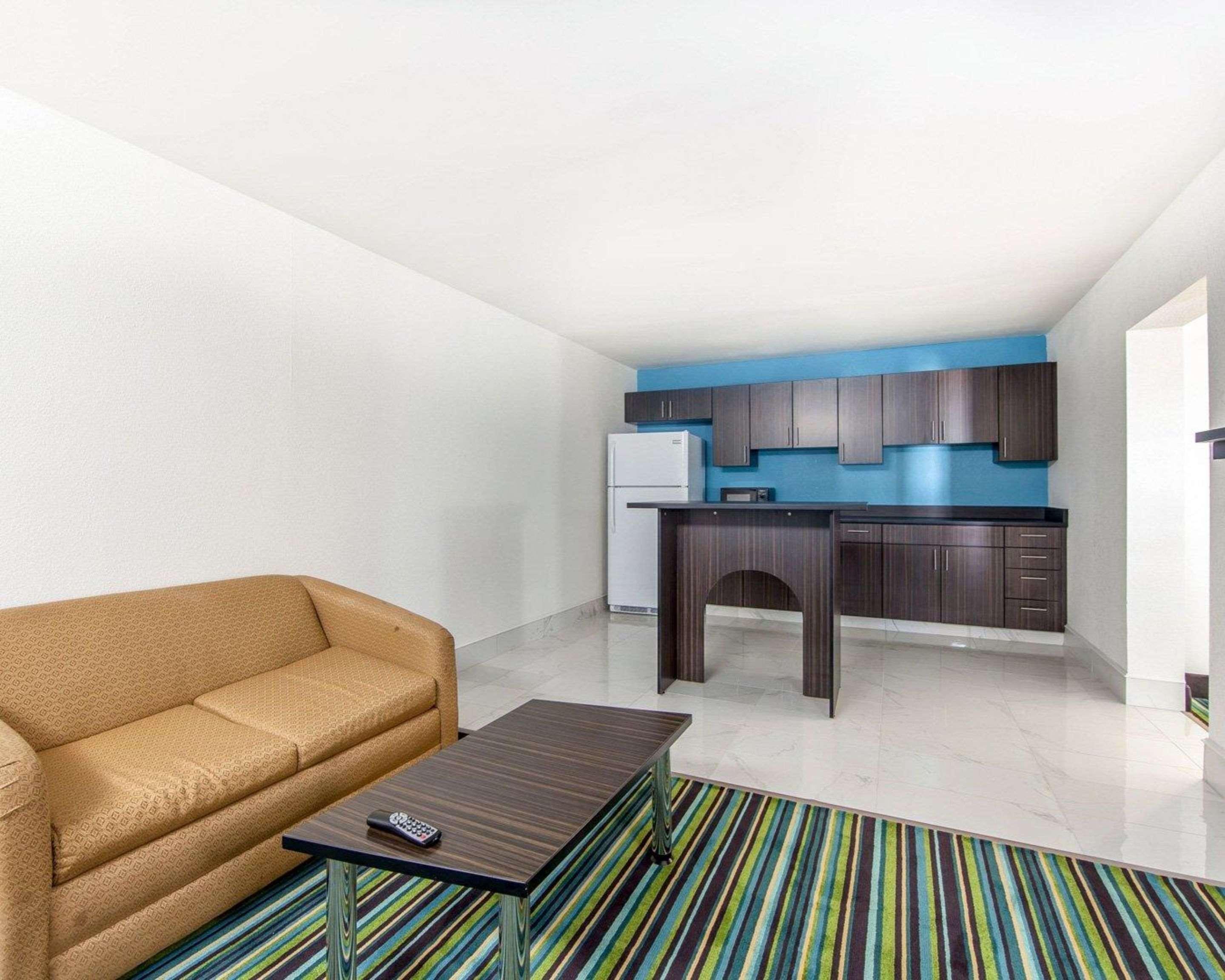 Quality Inn & Suites Jasper Εξωτερικό φωτογραφία
