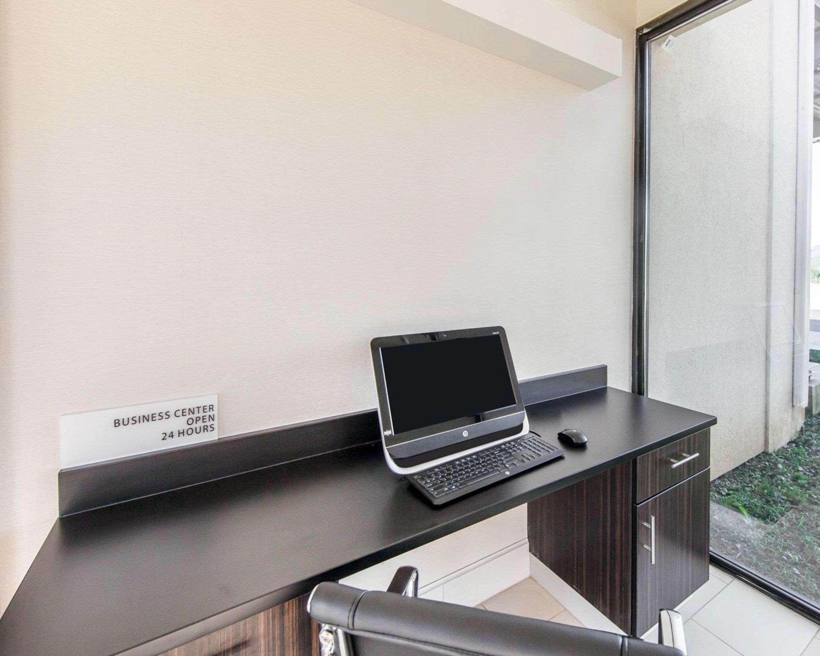 Quality Inn & Suites Jasper Εξωτερικό φωτογραφία