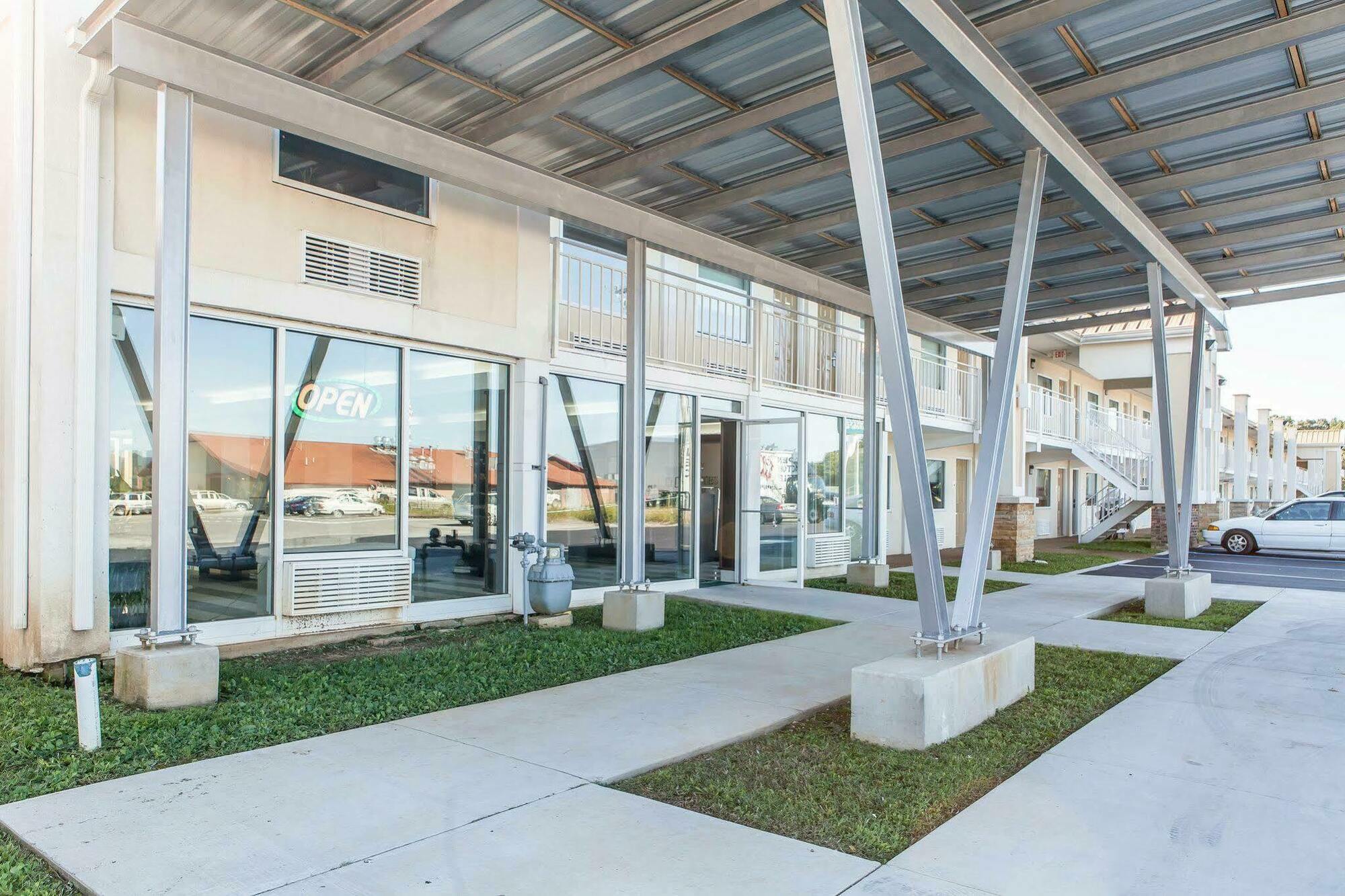 Quality Inn & Suites Jasper Εξωτερικό φωτογραφία