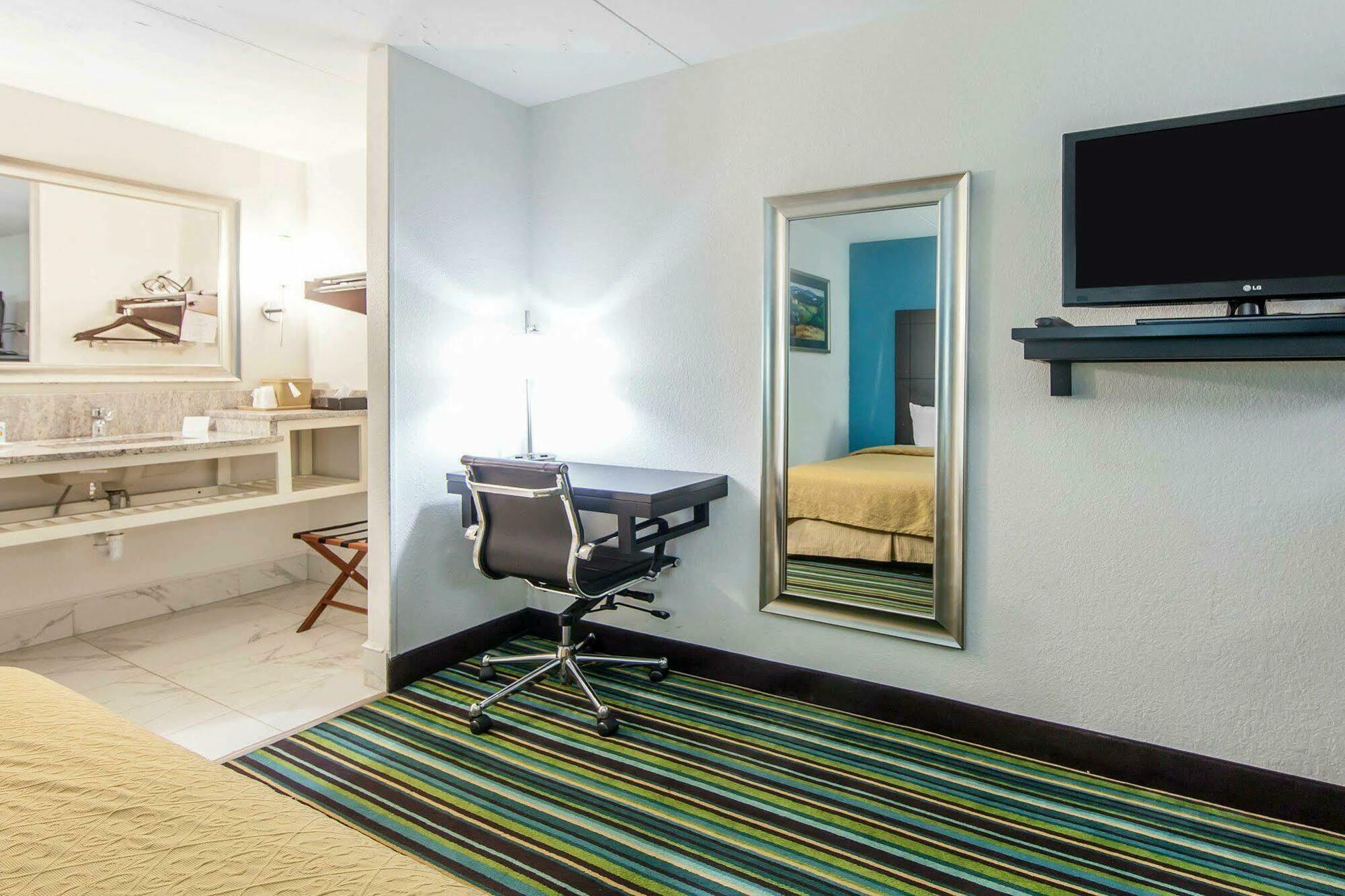 Quality Inn & Suites Jasper Εξωτερικό φωτογραφία
